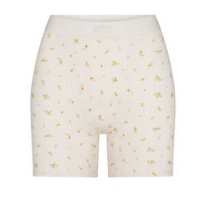 SKIMS Cream Floral Pajama Shorts